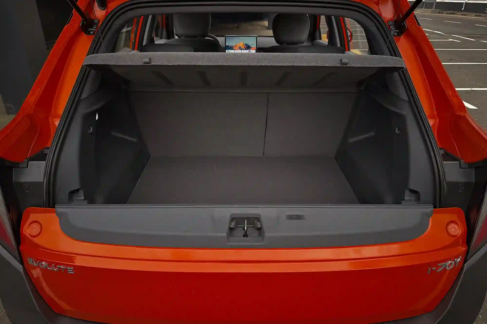 Новость EVOLUTE (Китайские координаты, российская сборка и два миллиона рублей: тест-драйв новый EVOLUTE i‑JOY)