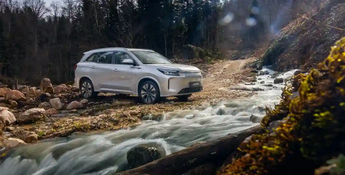 Новость EVOLUTE (Тест-драйв российского «гибрида» EVOLUTE&nbsp;i‑SPACE: теперь и с полным приводом)